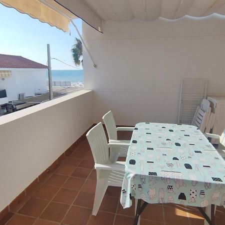 Islantilla-Apartamento con piscina y garaje en primera línea de playa Isla Cristina Exterior foto